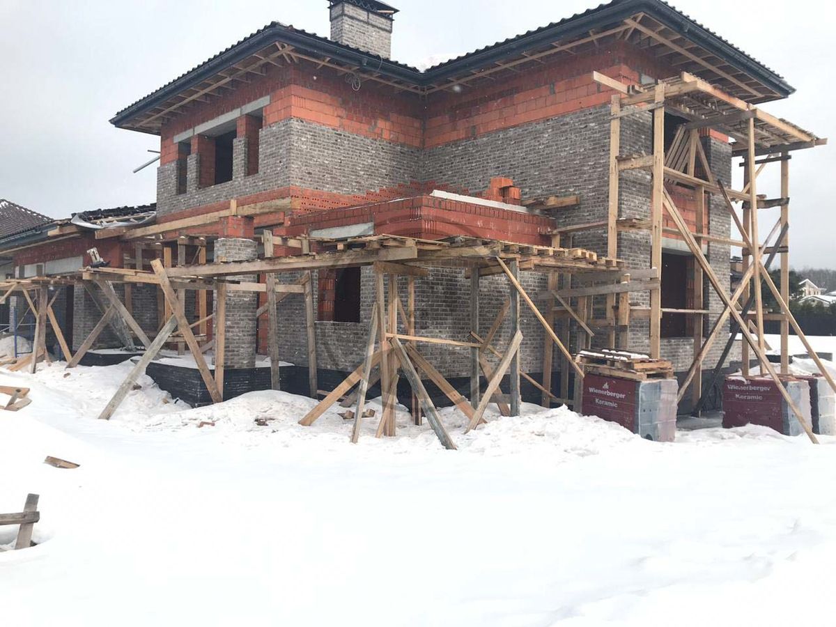 Азарово (Кирпич ручной формовки)